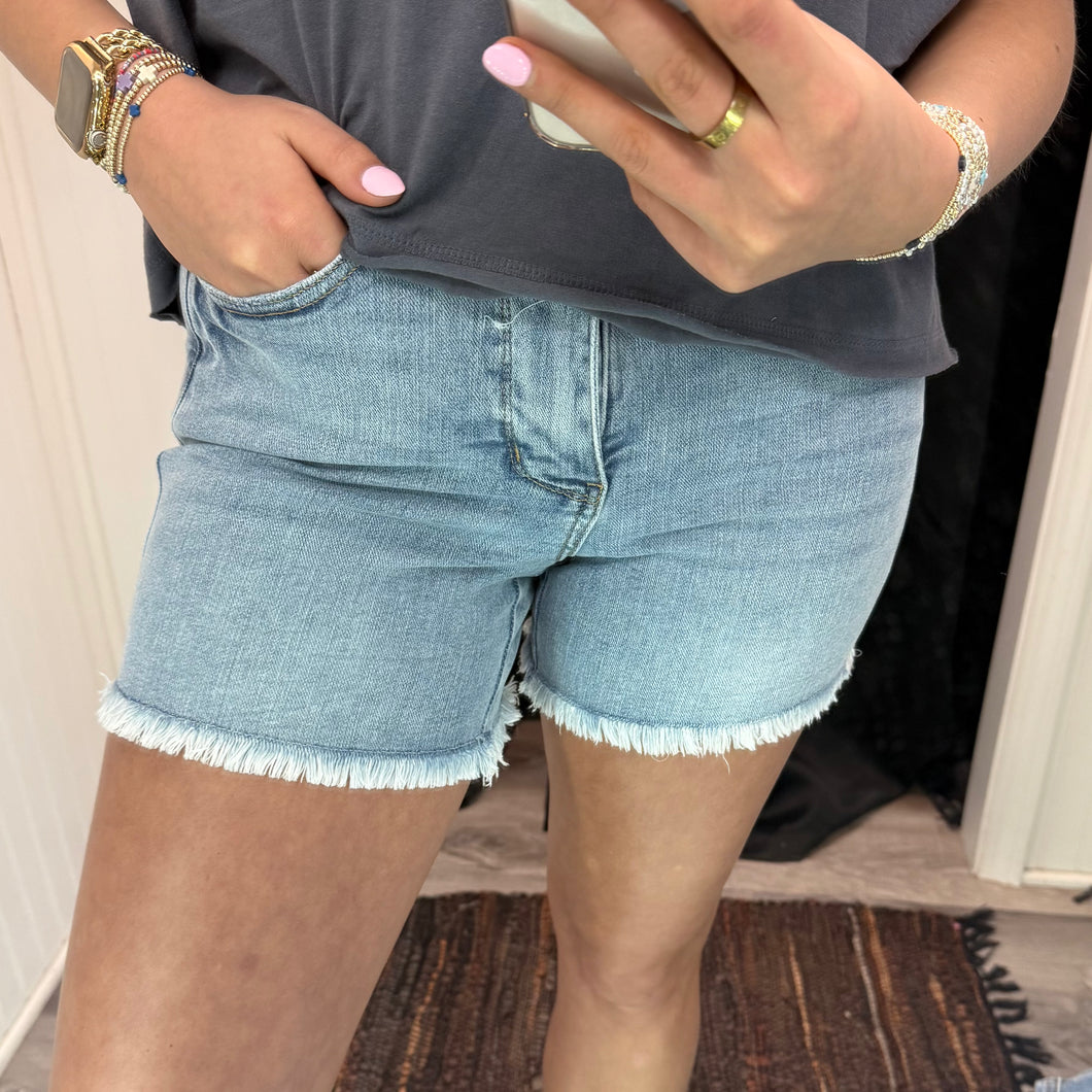 HW Tummy Control Light Destroy & Fray Hem Shorts