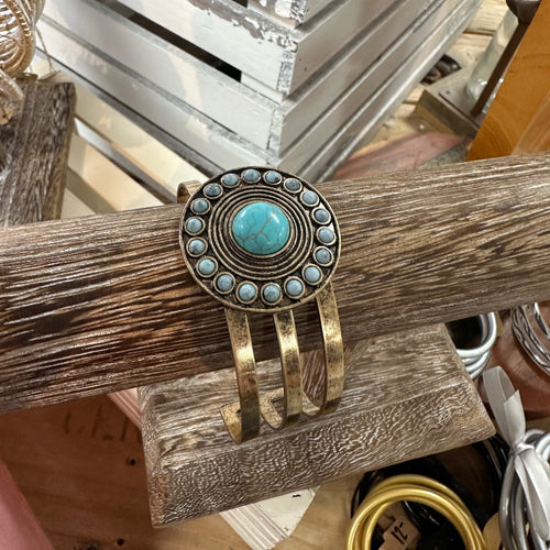 Western Bracelet With Turquoise stones