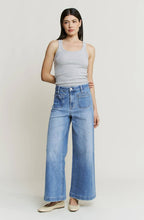Load image into Gallery viewer, Super High Rise Wide Ankle Jean